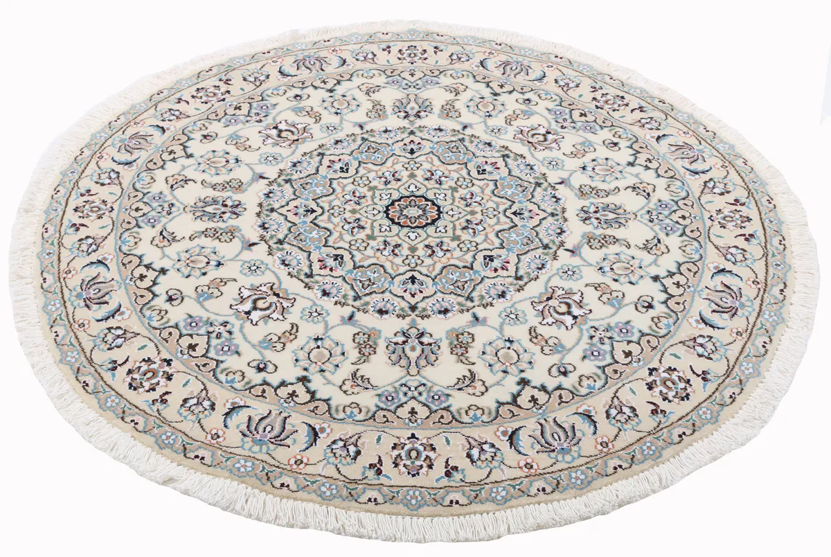 Persian Nain Circular 9 La rug with silk highlights in beige, 108 × 108 cm