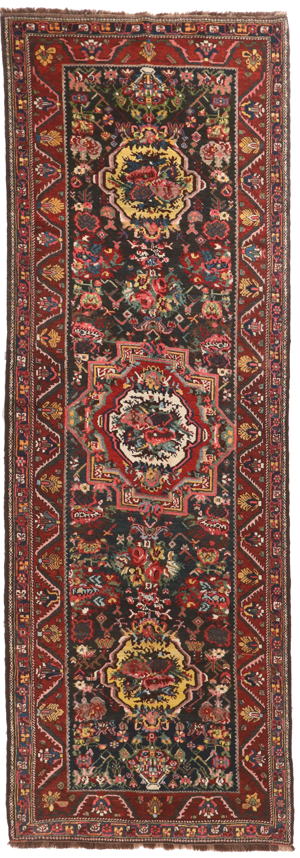 Persian Bakhtiar Rug, 370 × 125 cm