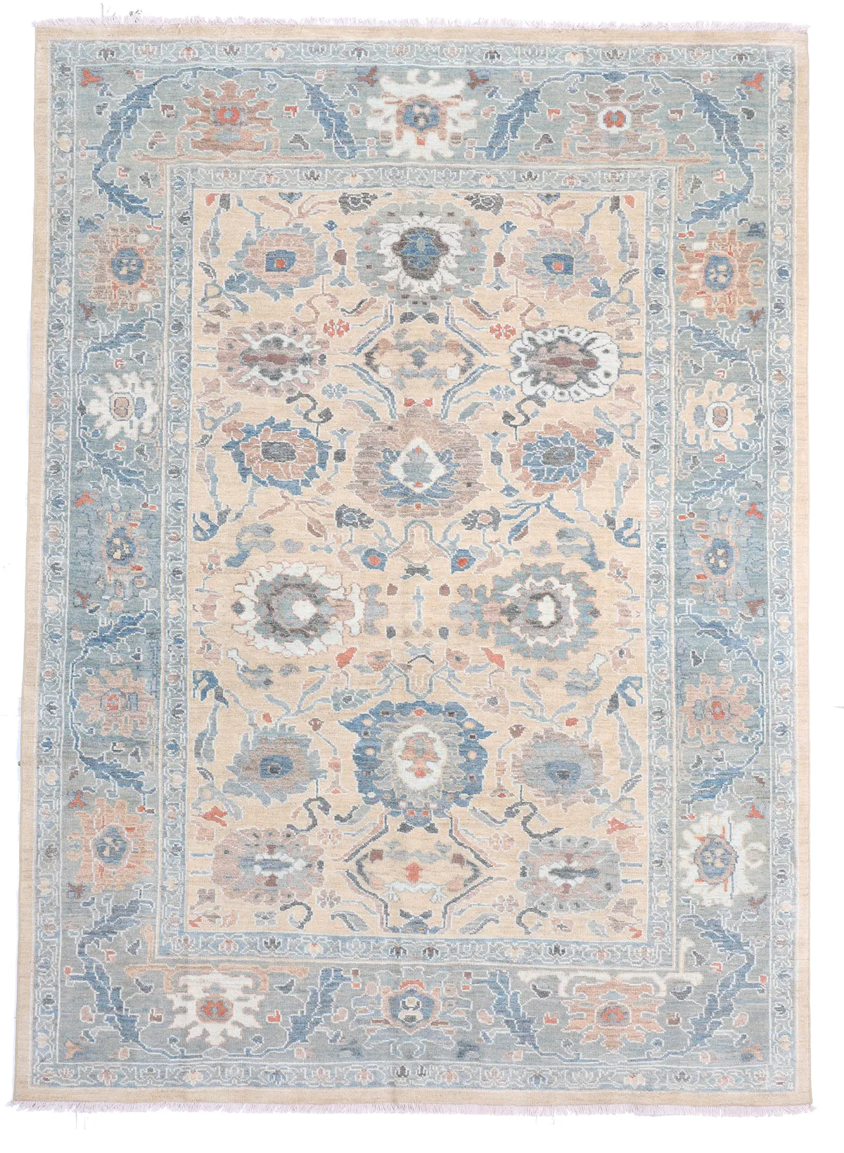 Persian Sultanabad Rug, 300 × 210 cm
