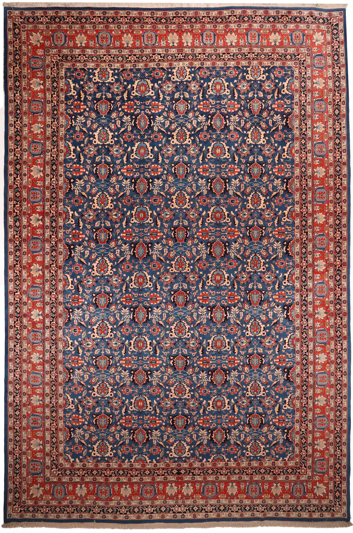 Veramin Rug, 584 × 394 cm