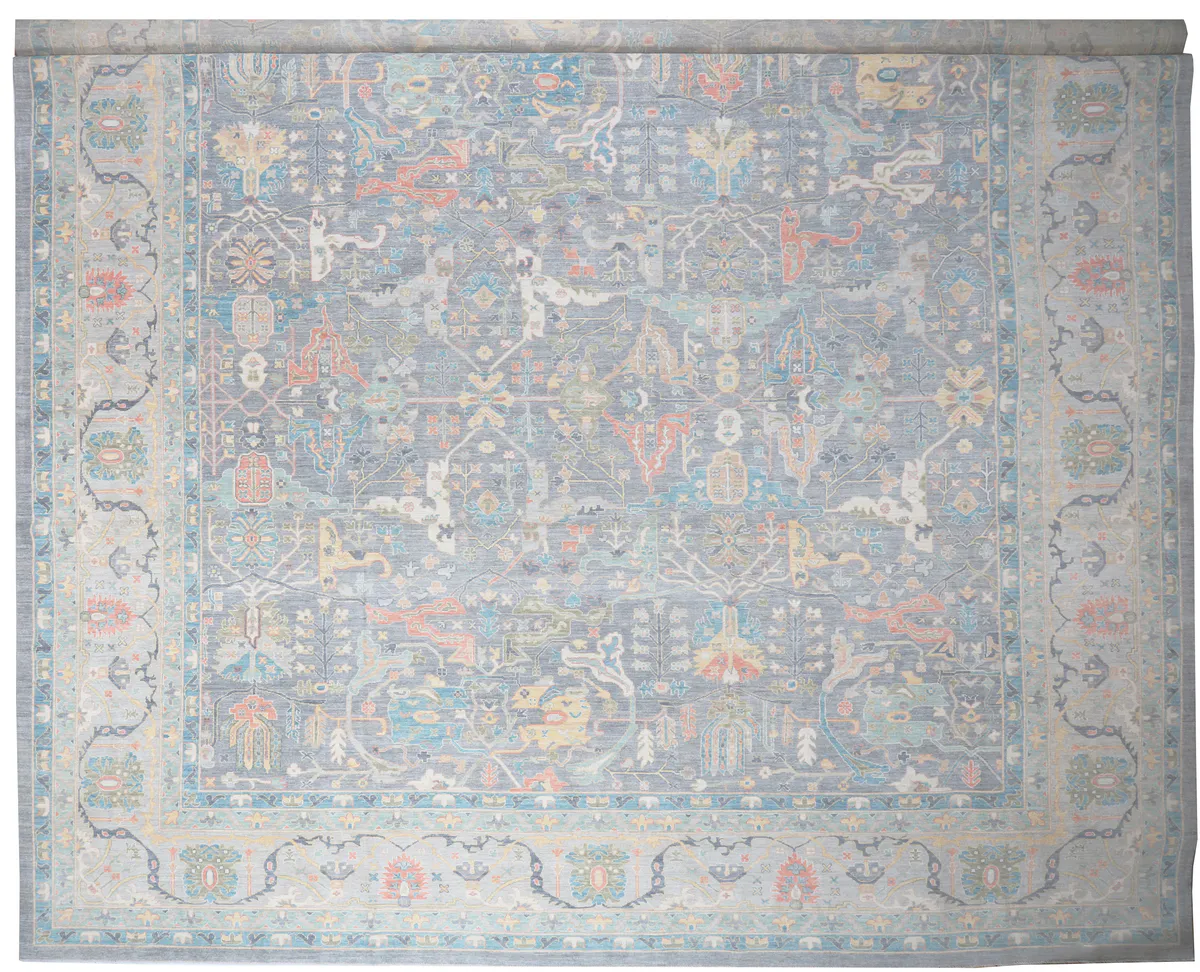 Garous Serapi Design Rug, 796 × 518 cm