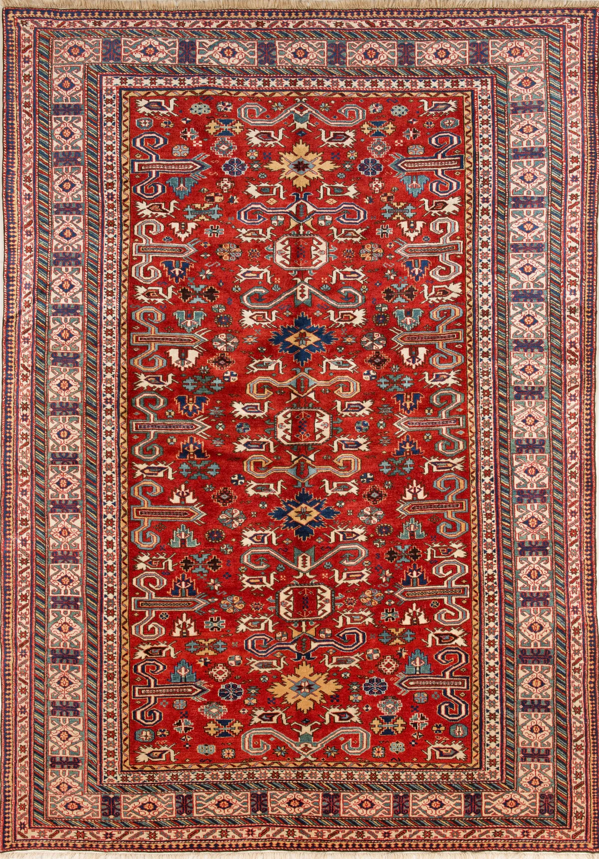 Fine Shirvan rug, 290 × 205 cm