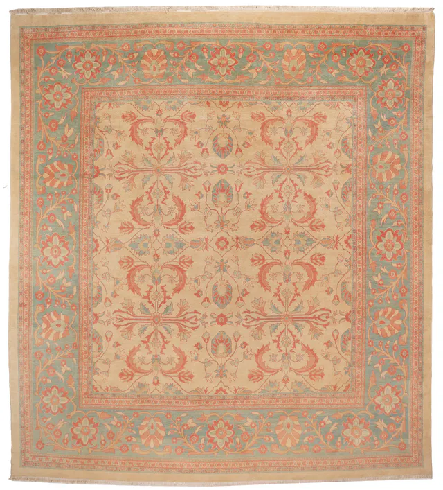 Hand-Knotted Mahal Design Rug, 418 × 381 cm