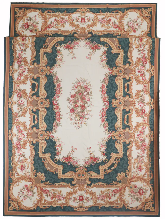 Green and Beige Needlepoint Rug, 539 × 340 cm