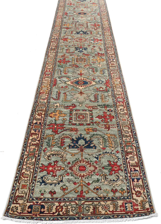 Serapi Design Runner in Green, 590 × 93 cm