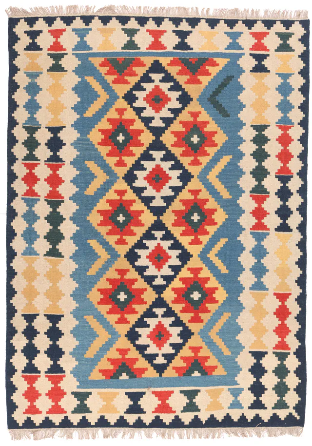 Kashgai or Qashkai Kilim, 206 × 149 cm