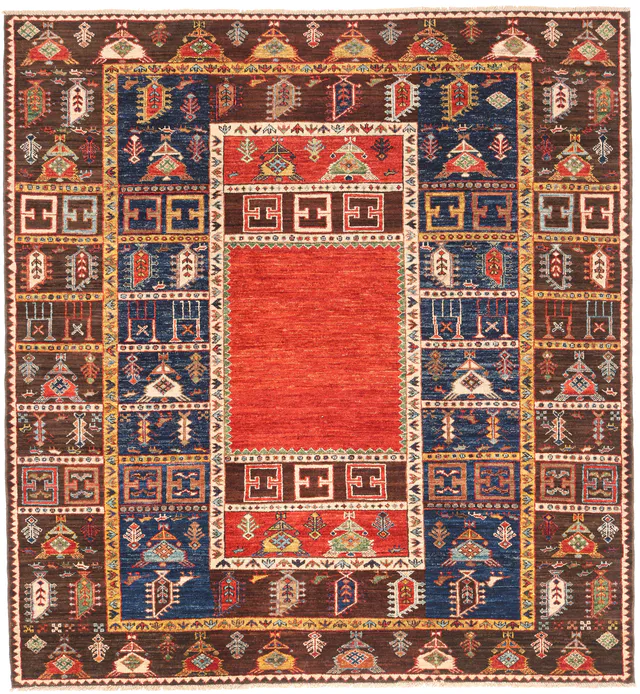 Shirvan Design Rug – 6'2 X 5'8, 190 × 177 cm