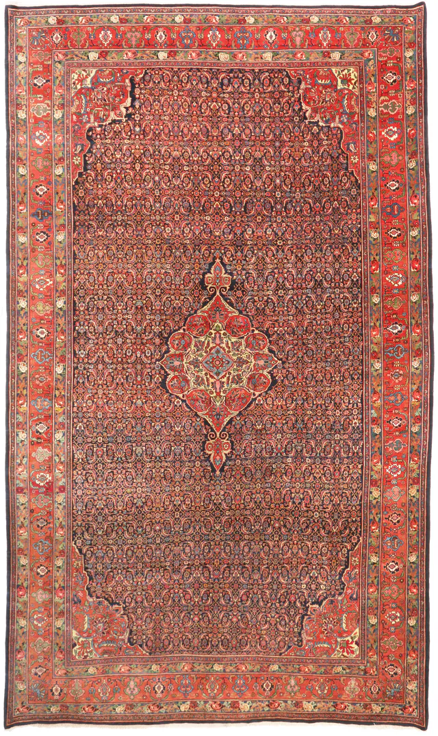 Persian Bidjar rug, 525 × 320 cm