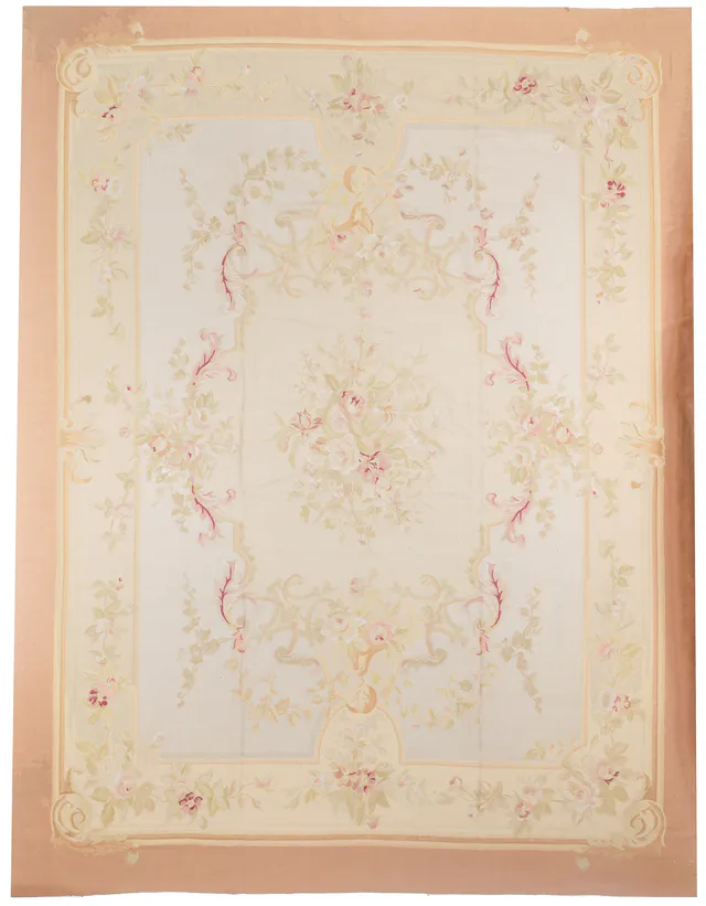 Aubusson Design Rug in, 440 × 354 cm