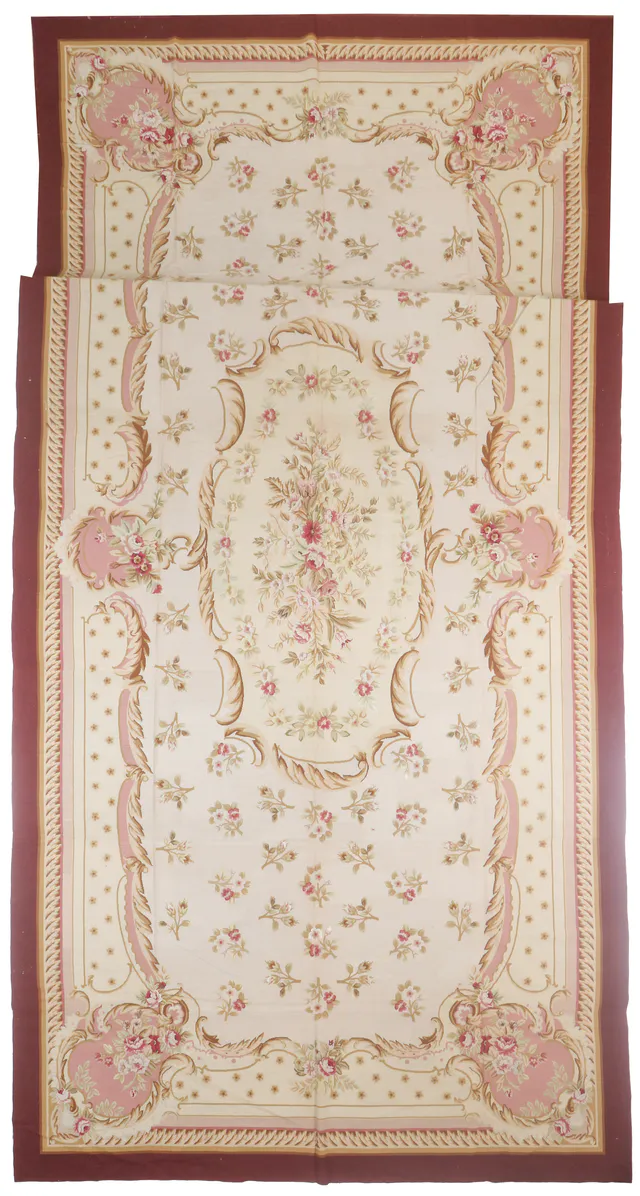 Needlepoint Rug in, 590 × 304 cm
