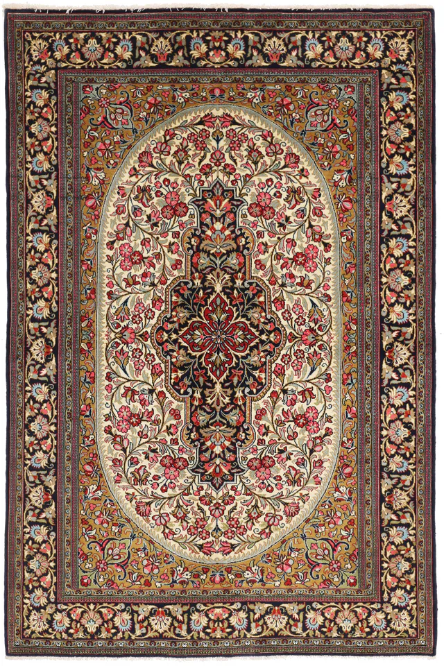 Fine Qum Wool Rug – 6'8 X 4'4, 206 × 134 cm