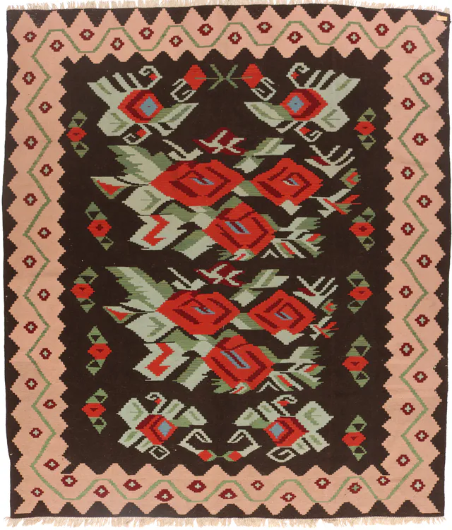 Karabagh Kilim in Rose floral pattern, 281 × 242 cm