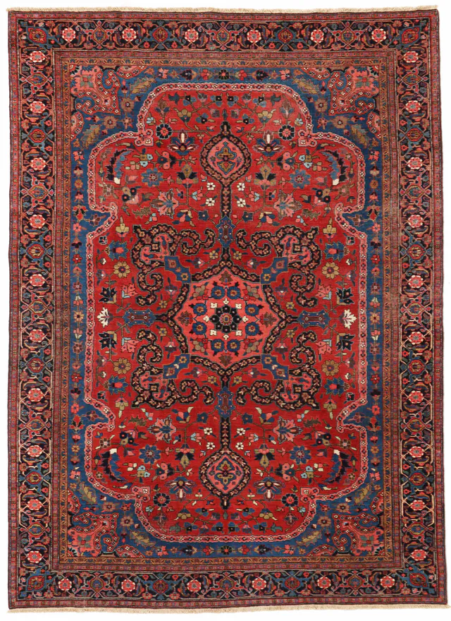 Persian Heriz Rug circa 1920, 320 × 225 cm