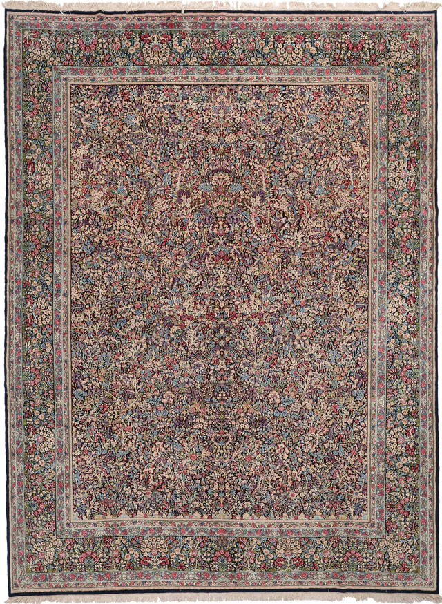 Persian Kerman/Kirman fine rug, 401 × 300 cm