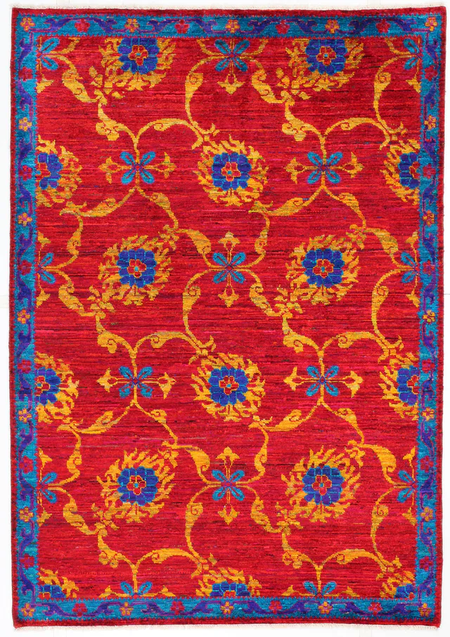 Sari Silk rug in Bright Red, 246 × 170 cm