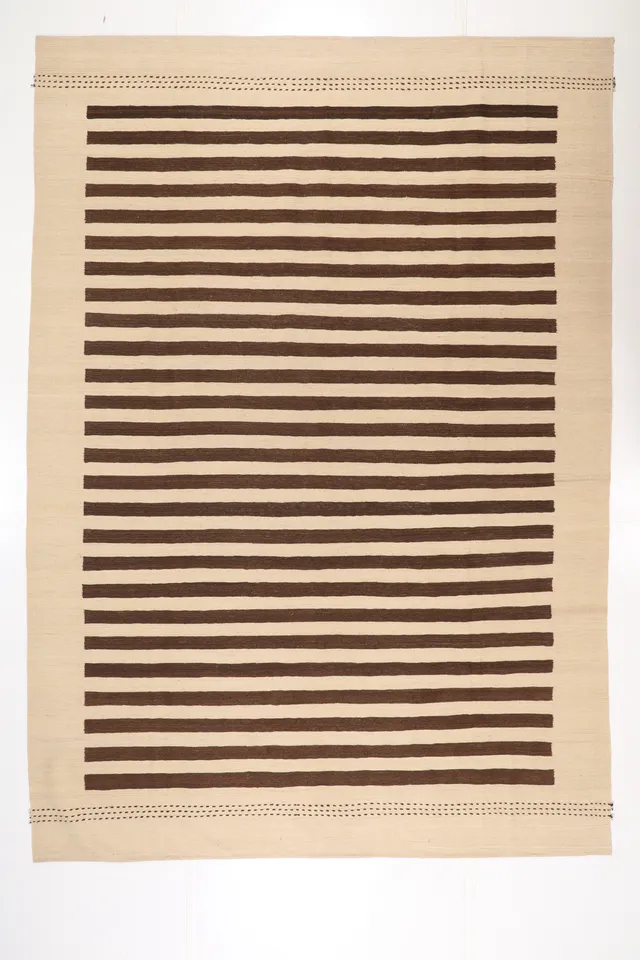 Kashgai Qashgai stripe design rug, 361 × 256 cm