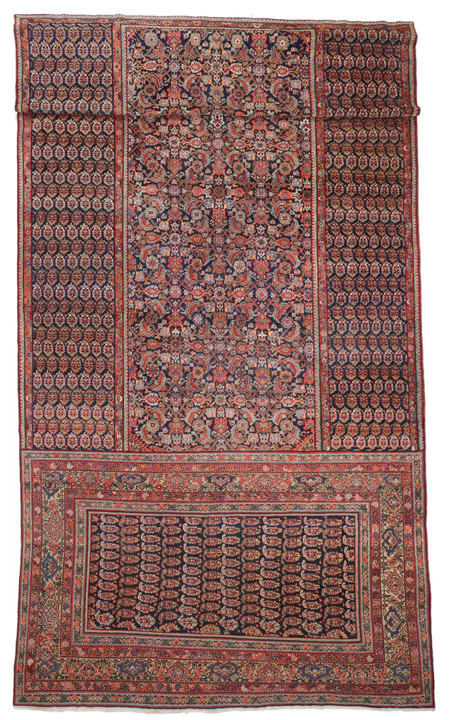 Antique Mahal Tricilium Rug circa 1900, 550 × 250 cm