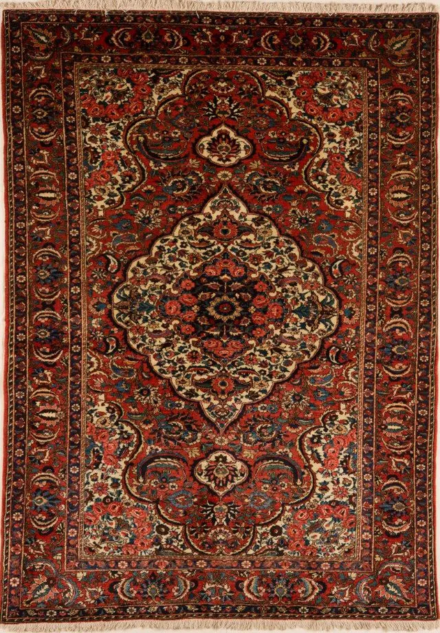 Antique Bakhtiar (Chaleshotor) Rug – circa 1910, 210 × 147 cm