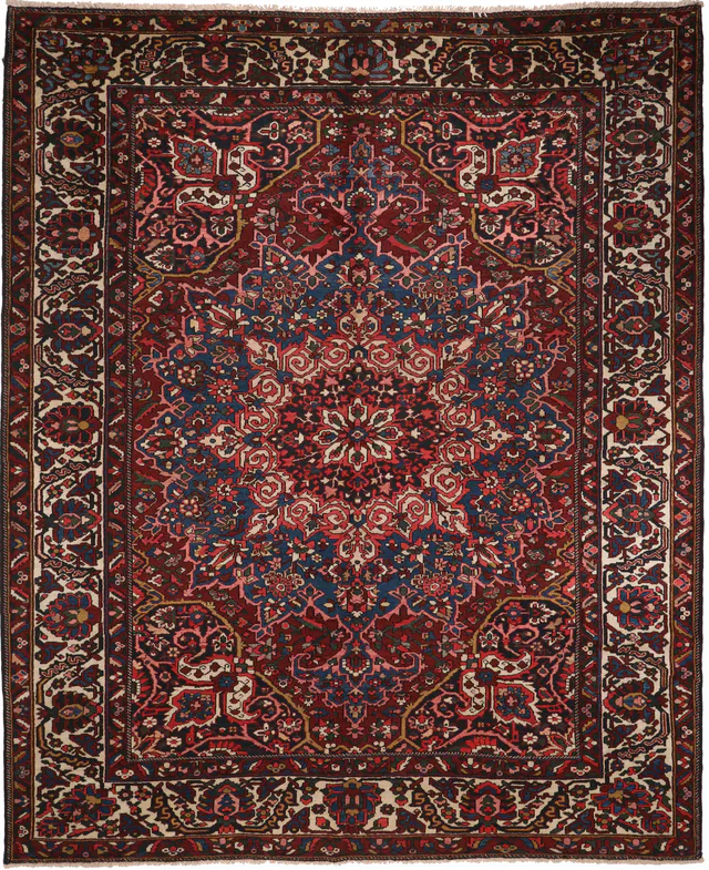 Bakhtiari Rug, 372 × 308 cm