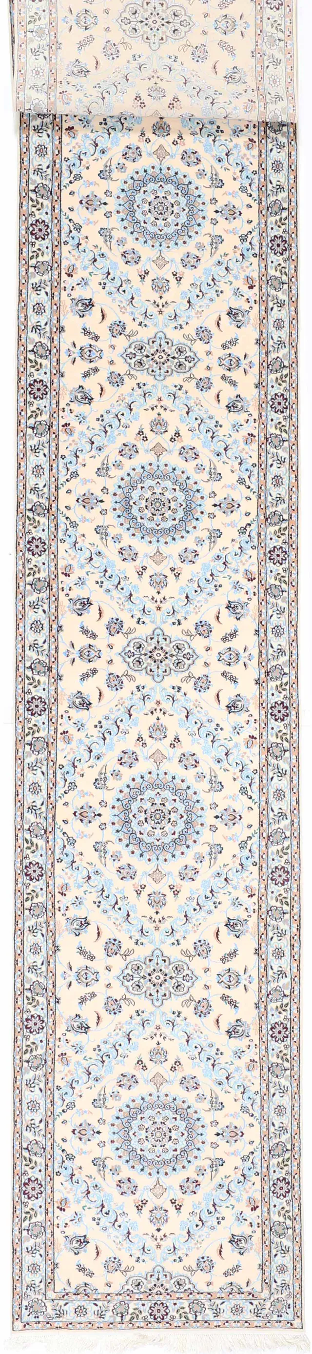 Fine Nain 6La Rug with Silk Highlights, 630 × 85 cm