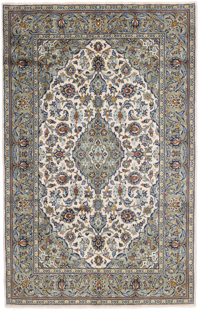 Persian Kashan / Keshan Rug, 217 × 138 cm