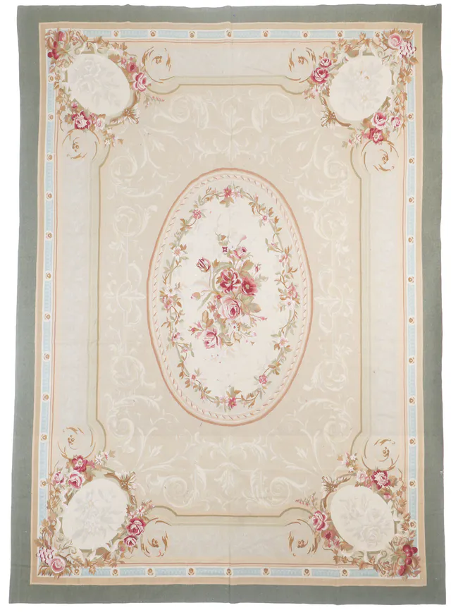 Aubusson Design Rug in, 357 × 262 cm
