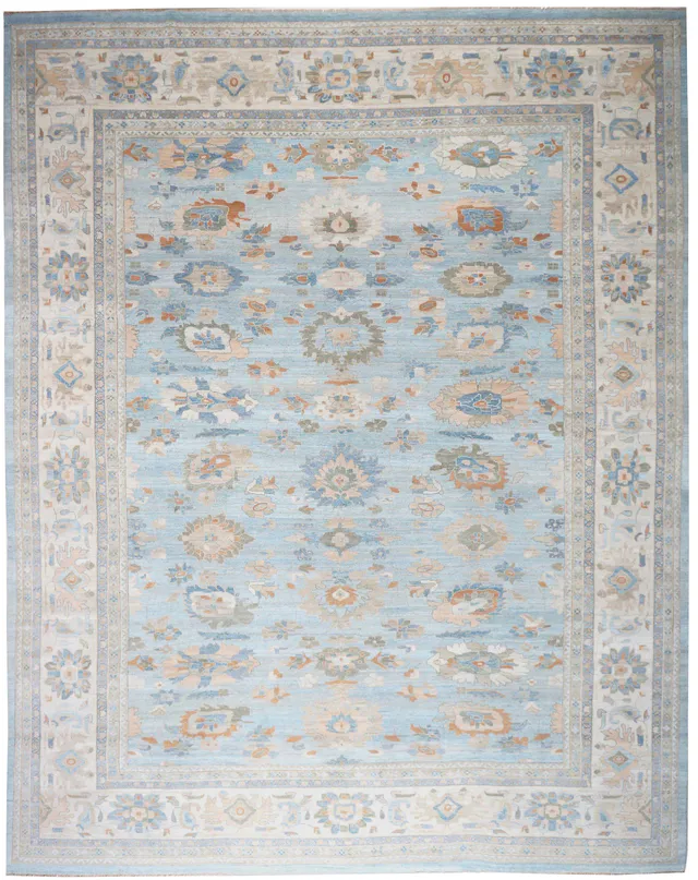 Oversize Persian Sultanabad Rug, 496 × 394 cm