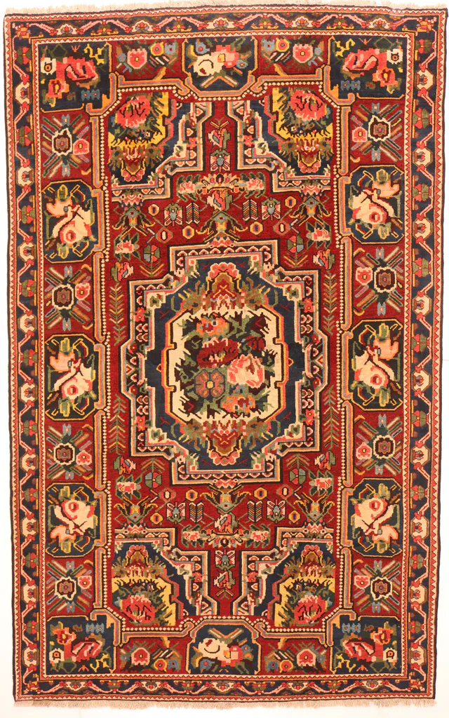Persian Faradonbeh rug, 278 × 175 cm