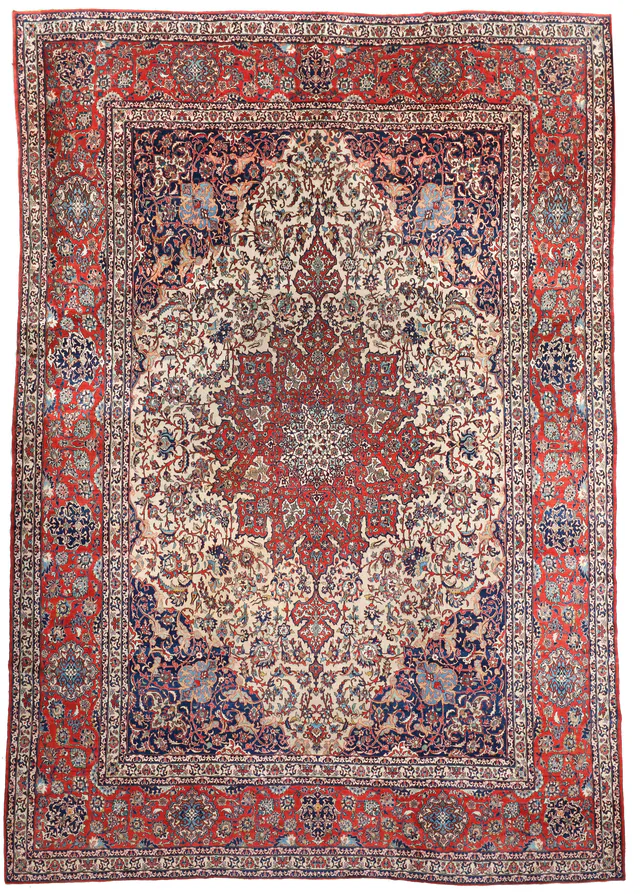 Antique Persian Isfahan Rug, 448 × 316 cm