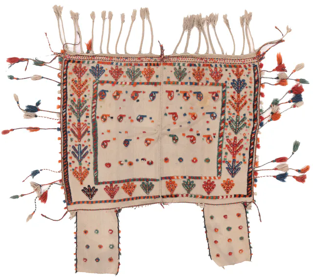 Horse Saddle Kashgai circa 1960, 145 × 100 cm