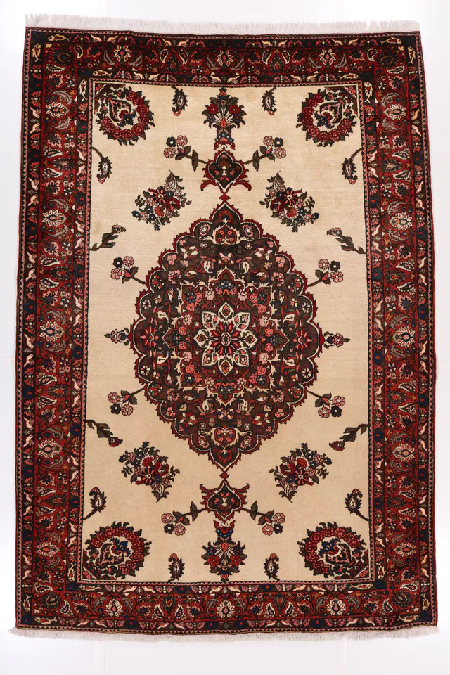 Persian Bakhtiar rug – Beige, 304 × 210 cm