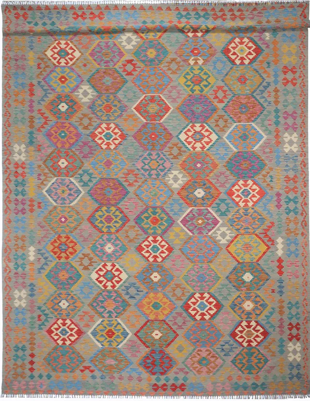 Shirvan Kilim Rug, 495 × 347 cm