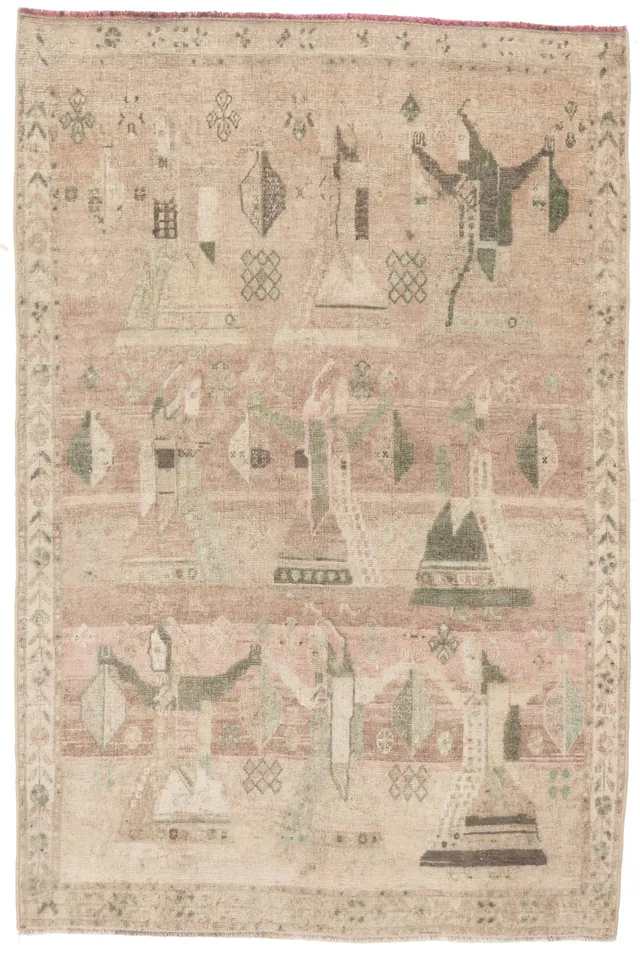 Persian Vintage Kashgai Rug, 169 × 114 cm
