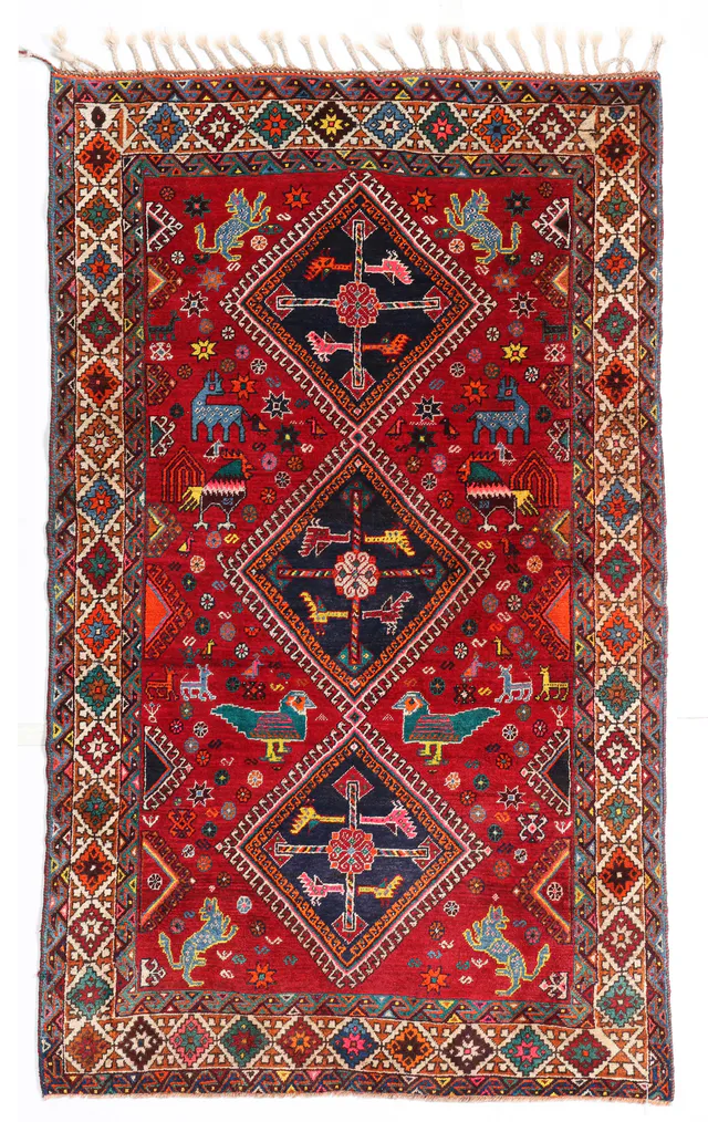 Shekarlou Design Rug, 235 × 156 cm