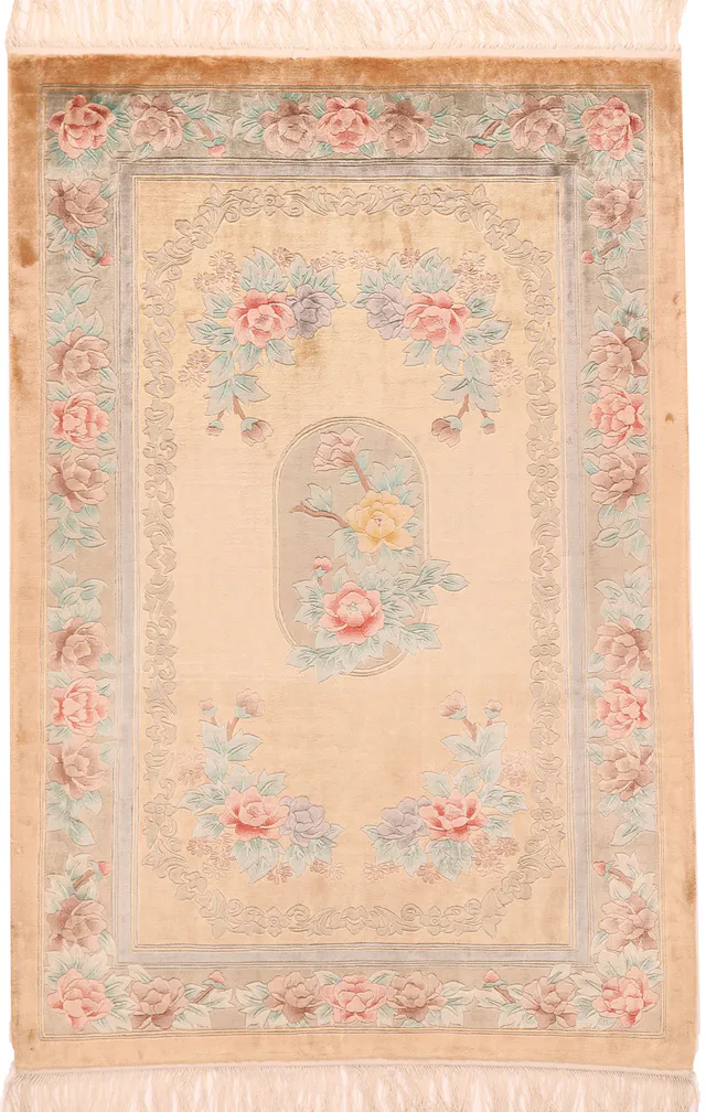 China Pure Silk, 182 × 122 cm