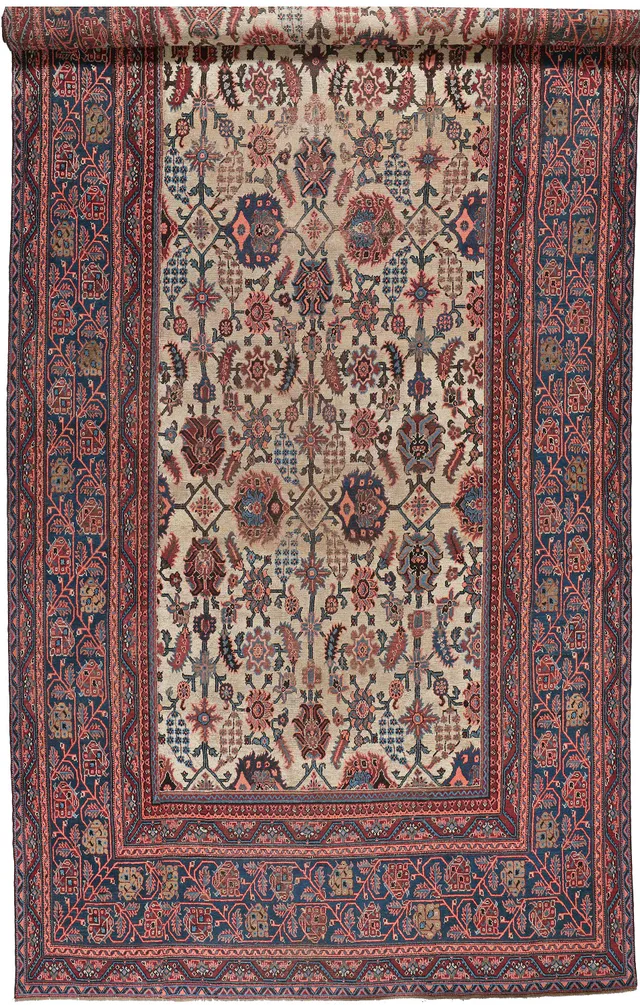 Persian Bakhshayesh Rug – circa 1900, 620 × 272 cm
