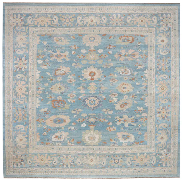 Blue Persian Sultanabad Rug, 405 × 397 cm