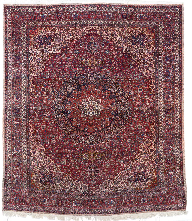 Fine Mashad circa 1920 in, 396 × 315 cm