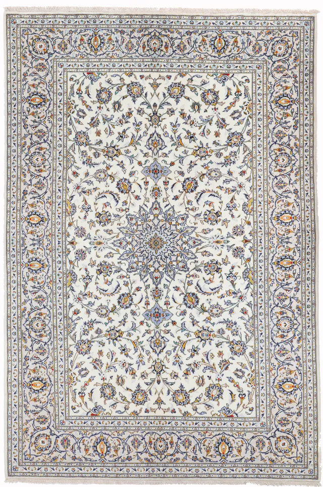 Persian Kashan / Keshan Rug, 310 × 206 cm