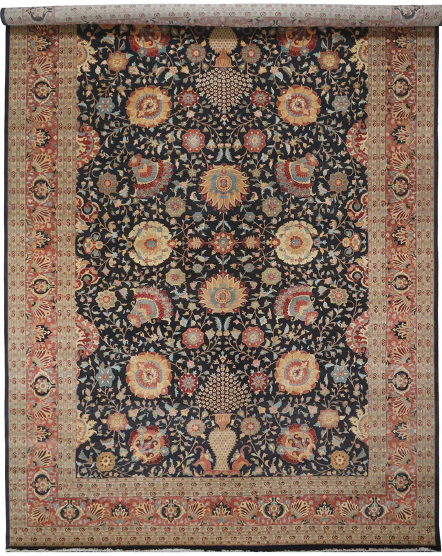 Extra Large Fine Garous Rug, 531 × 370 cm