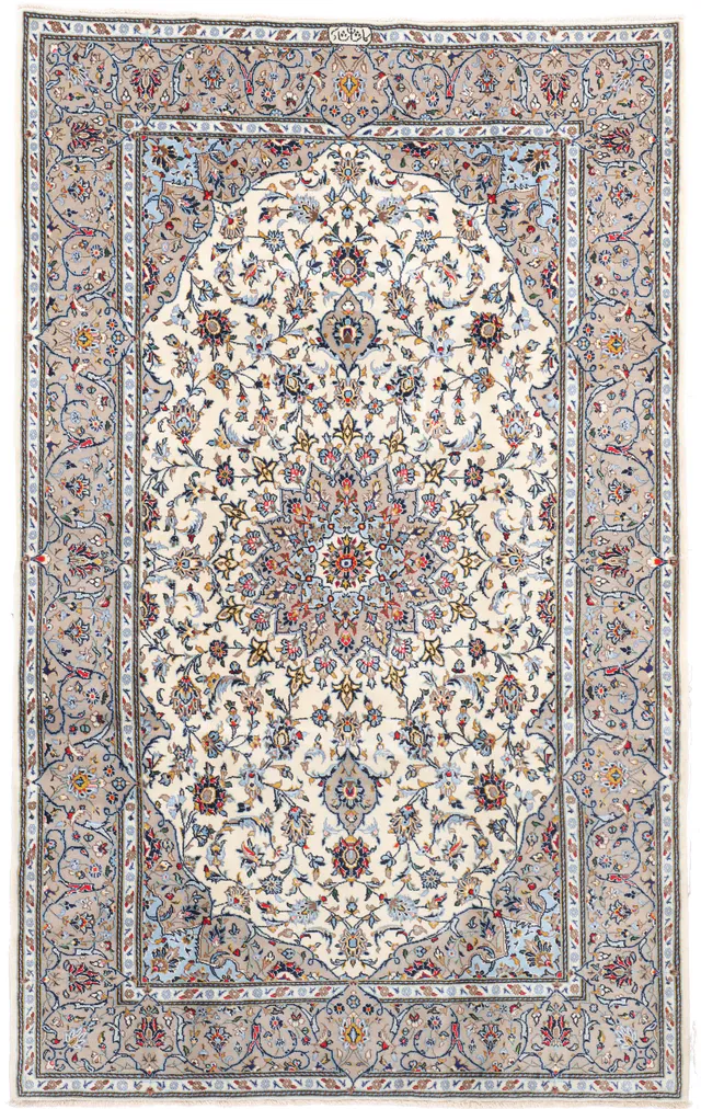 Persian Keshan / Kashan Rug, 231 × 141 cm