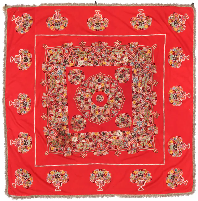 Suzani Uzbek Kilim, 147 × 147 cm