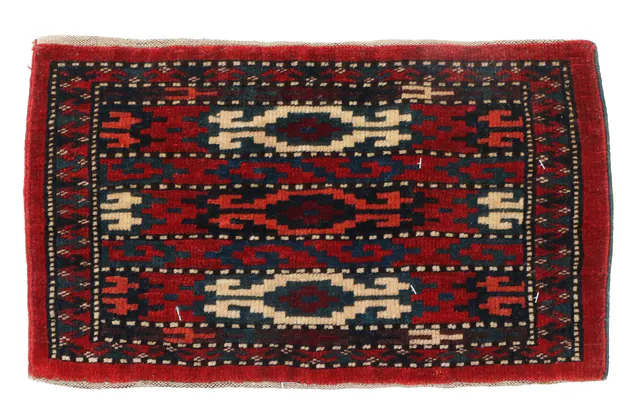Turkmen / Turkaman Old Rug in, 30 × 52 cm