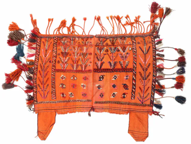 Horse Saddle Kashgai circa 1960 in, 132 × 155 cm