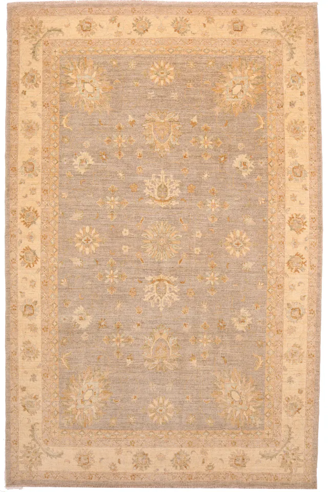 Garous Ziegler design rug, 308 × 203 cm