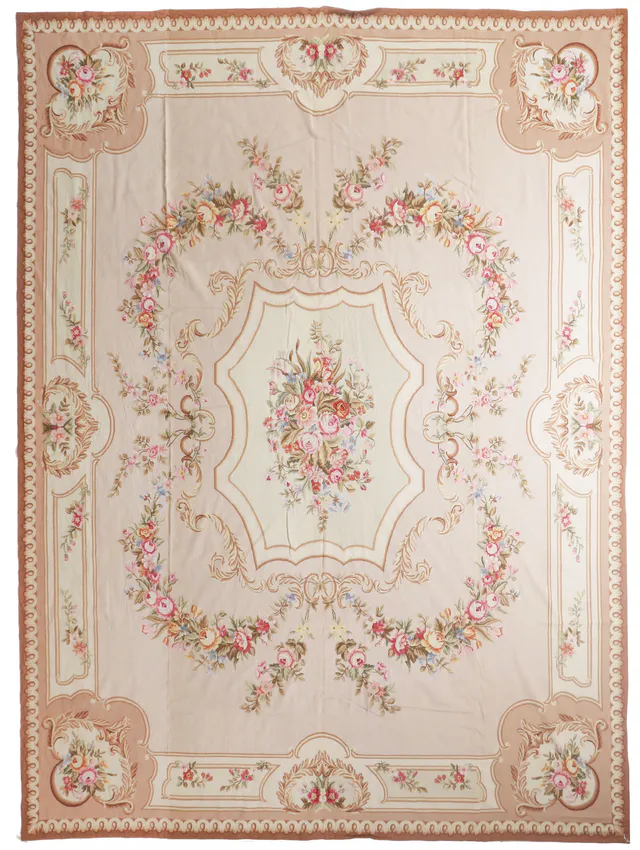 Needlepoint Rug in, 458 × 357 cm