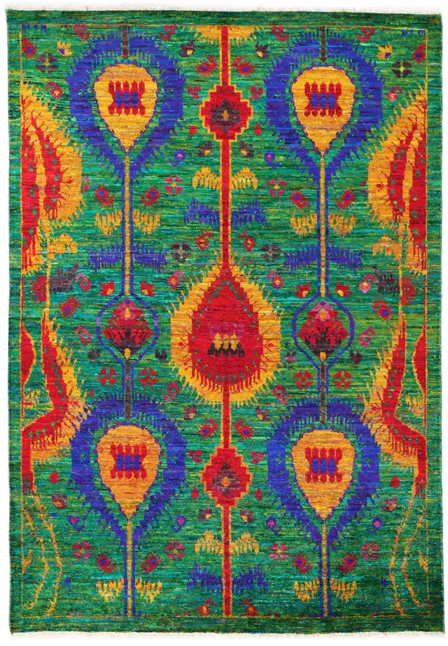 Sari Silk Green Fine rug in, 238 × 167 cm