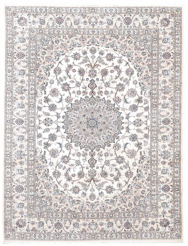 Persian Fine Nain 9 La With Silk Highlights, 353 × 259 cm