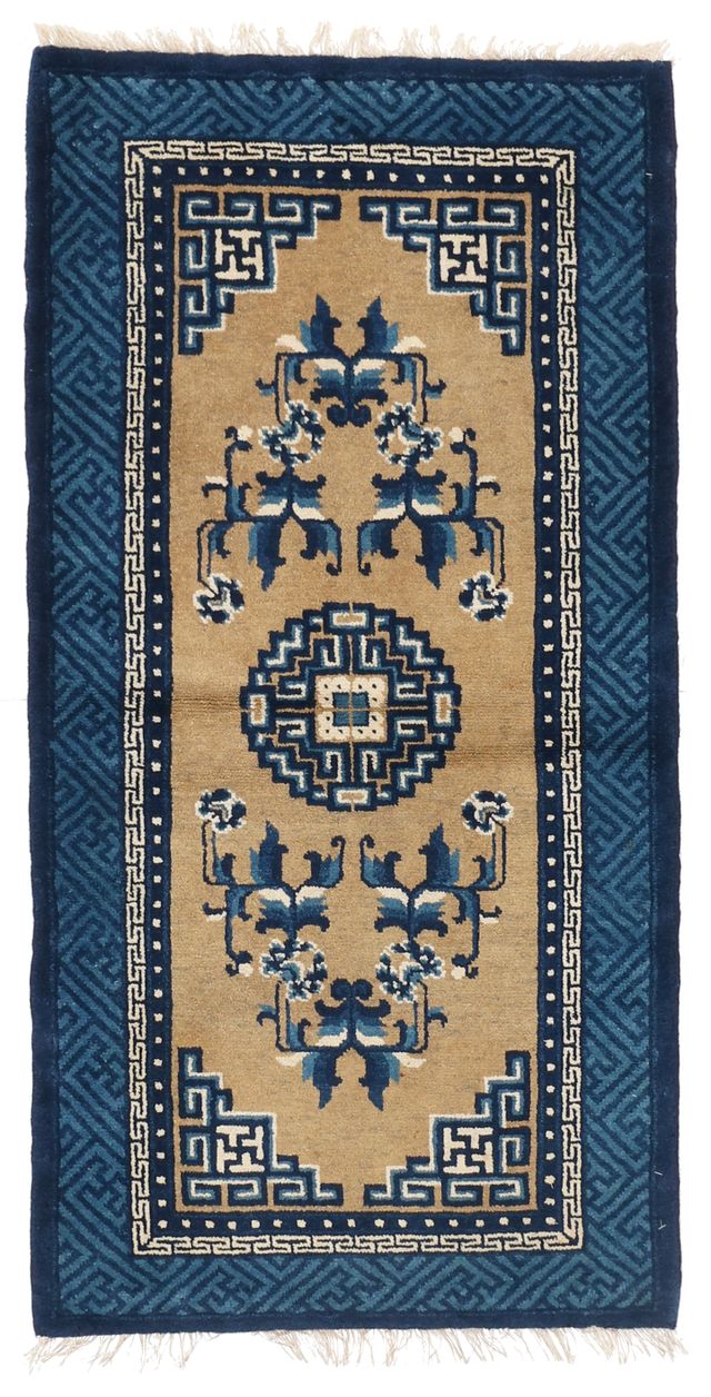 Chinese Design Runner in, 136 × 69 cm