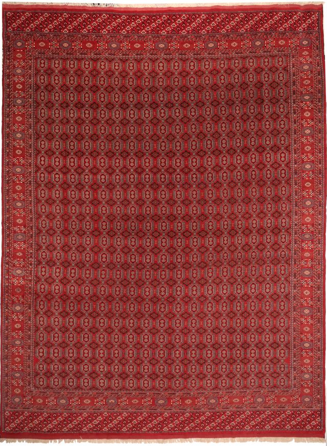 Turkmen/Turkoman Rug, 550 × 415 cm